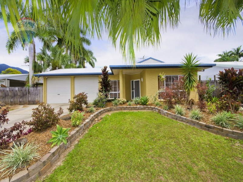 50 Bathurst Street, Bentley Park QLD 4869