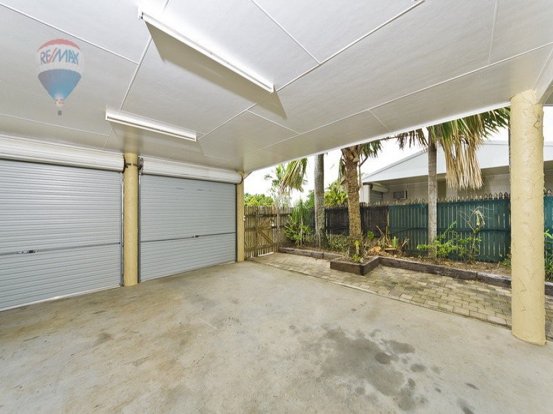 50 Bathurst Street, Bentley Park QLD 4869