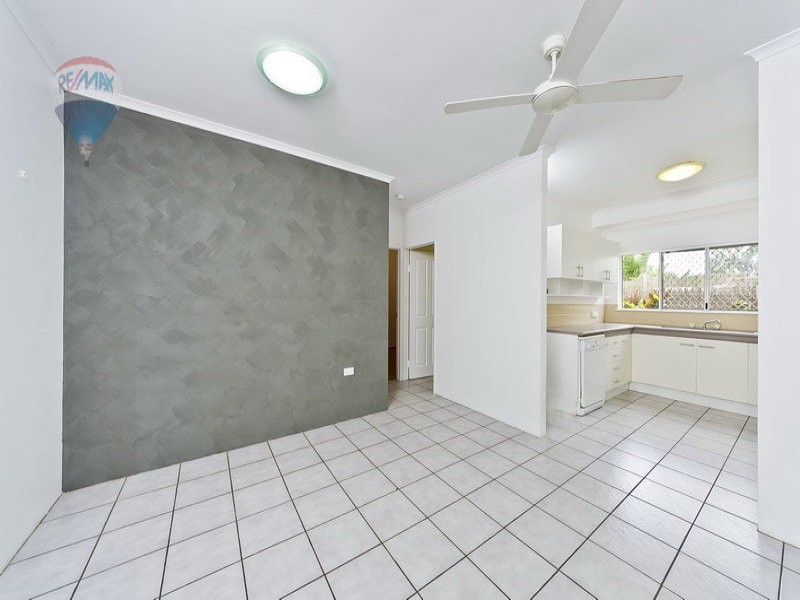 50 Bathurst Street, Bentley Park QLD 4869
