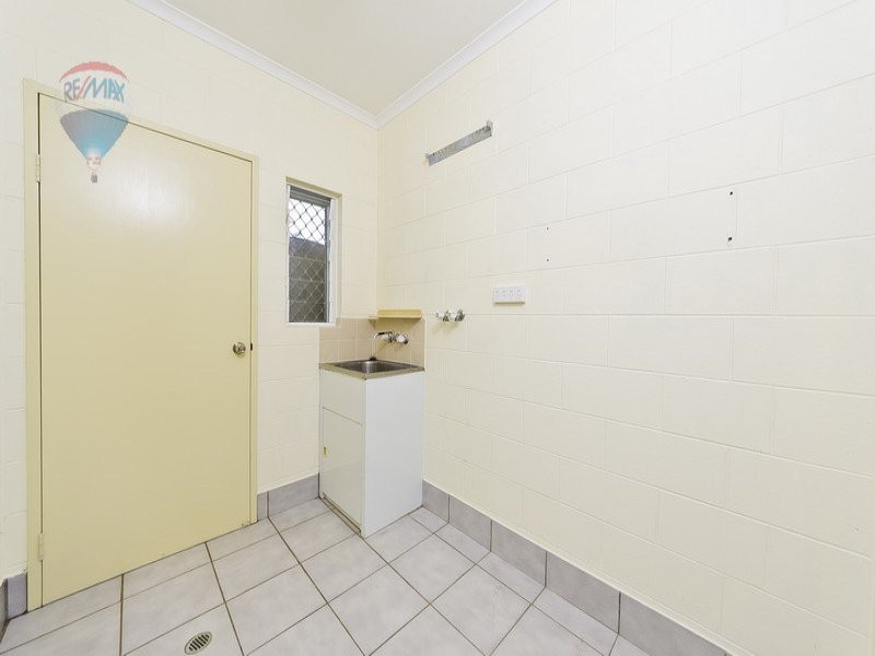 50 Bathurst Street, Bentley Park QLD 4869