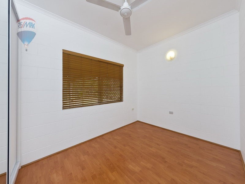 50 Bathurst Street, Bentley Park QLD 4869