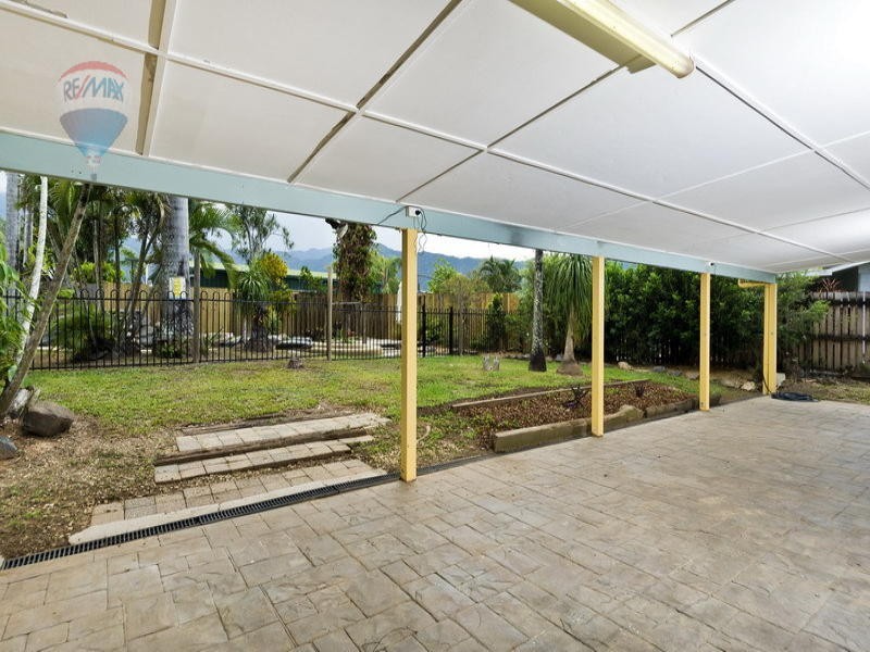 42 Bathurst Drive, Bentley Park QLD 4869