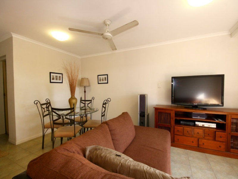 1/14 Narelle Street, Yorkeys Knob QLD 4878