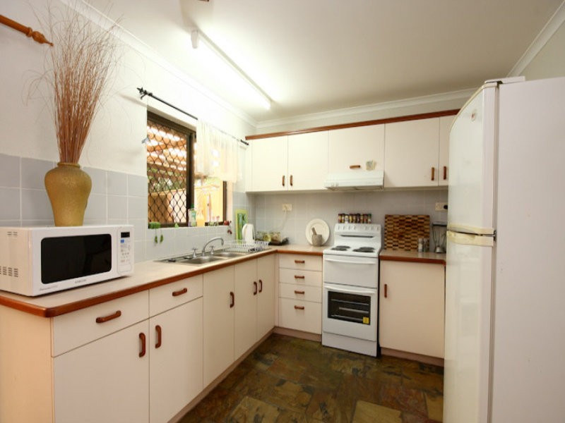 1/14 Narelle Street, Yorkeys Knob QLD 4878