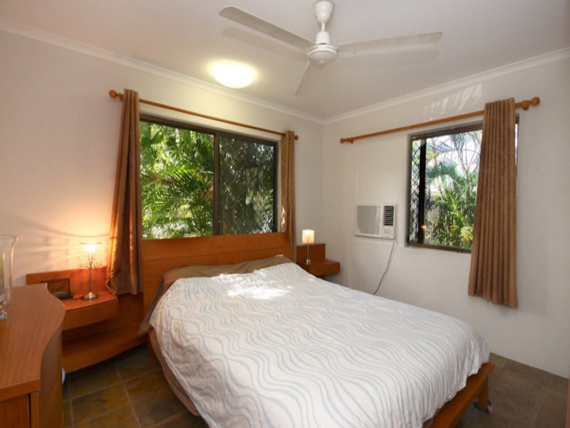 1/14 Narelle Street, Yorkeys Knob QLD 4878