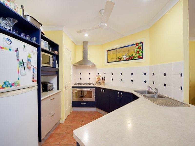 13 Smoko Close, Brinsmead QLD 4870