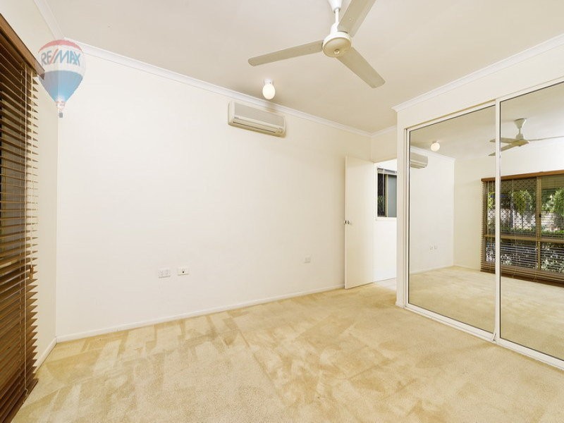 5 Sherwood Close, Brinsmead QLD 4870