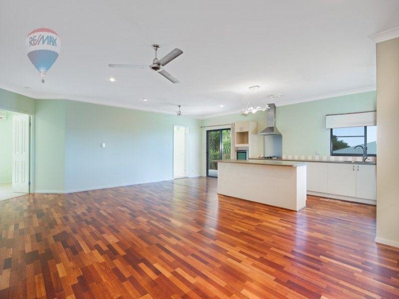 10 Turpentine Street, Redlynch QLD 4870