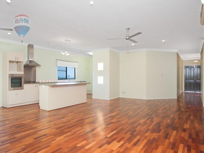 10 Turpentine Street, Redlynch QLD 4870