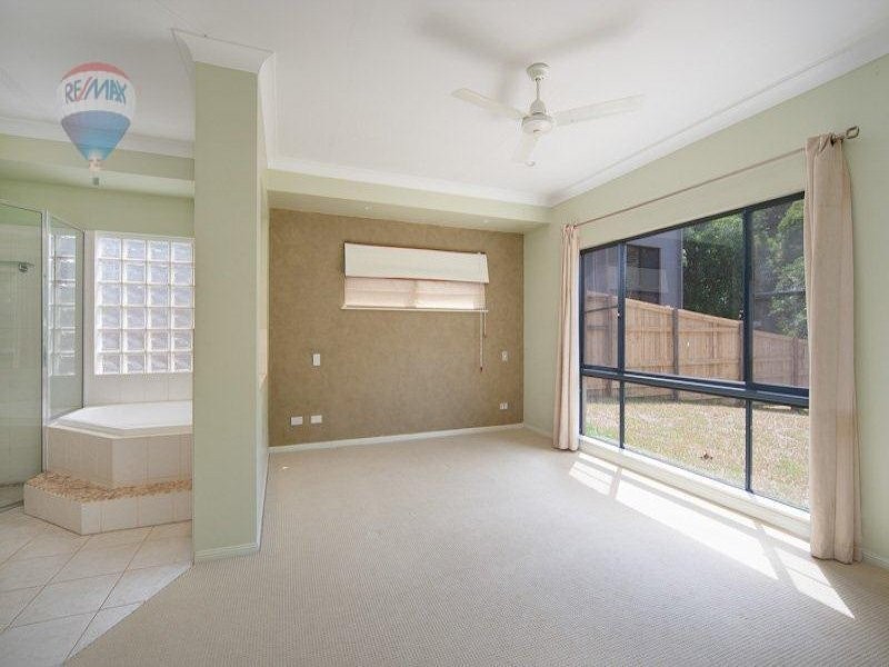 10 Turpentine Street, Redlynch QLD 4870