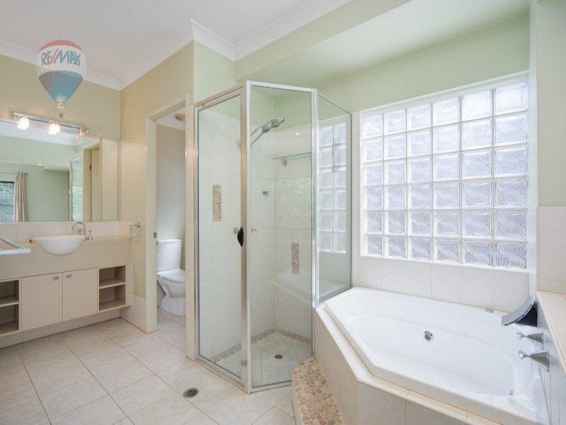 10 Turpentine Street, Redlynch QLD 4870