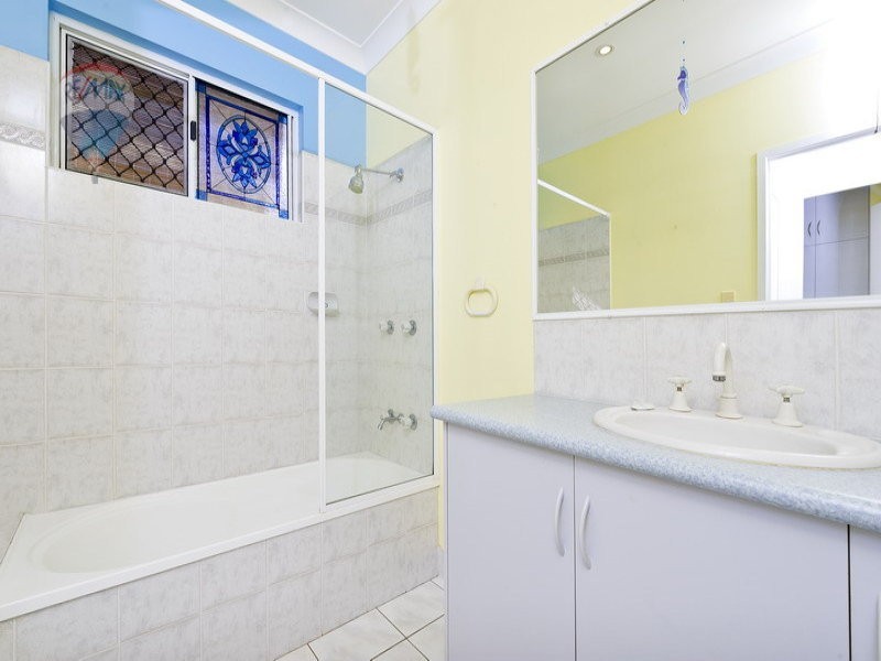 9 Capri Close, Kewarra Beach QLD 4879