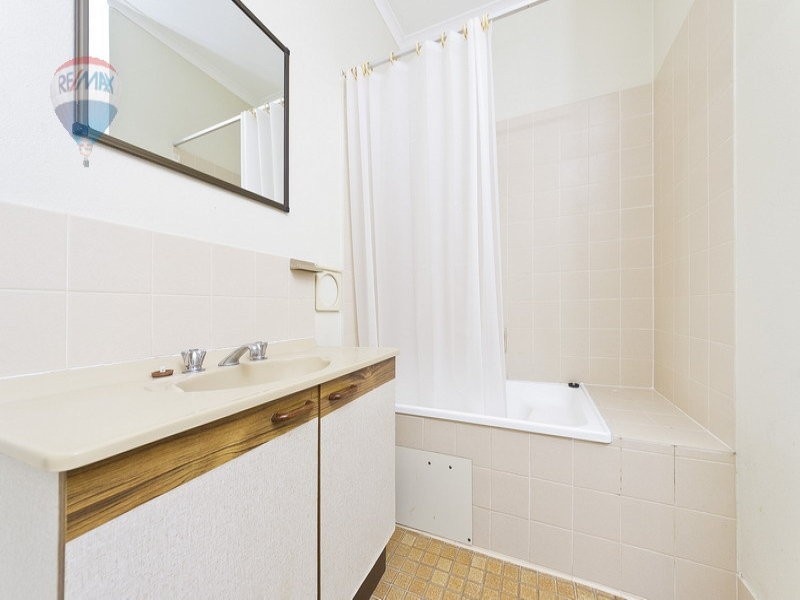 15/21-23 Poinciana Street, Holloways Beach QLD 4878