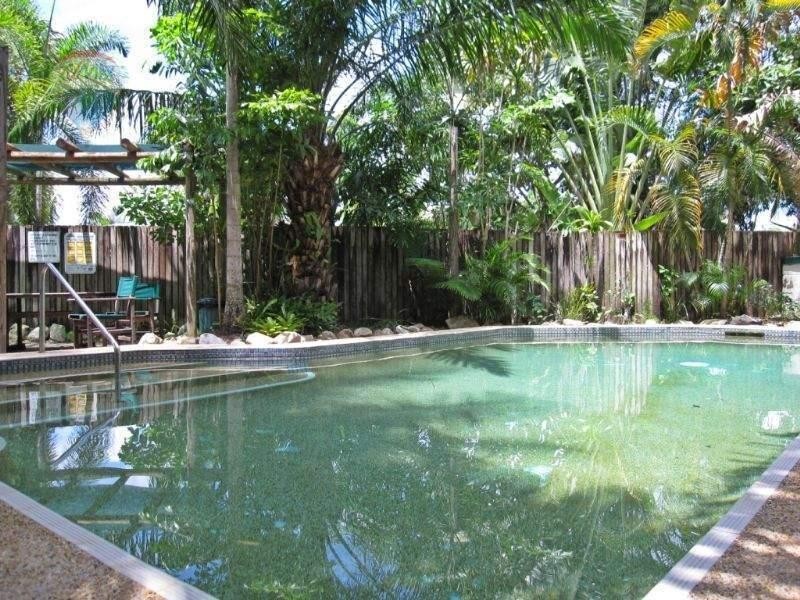 15/21-23 Poinciana Street, Holloways Beach QLD 4878