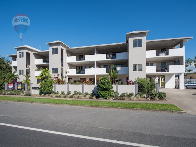 3/2 Cannon Street, Cairns North QLD 4870