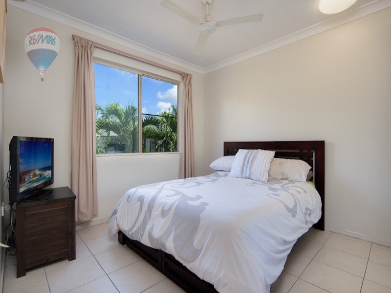 3/2 Cannon Street, Cairns North QLD 4870