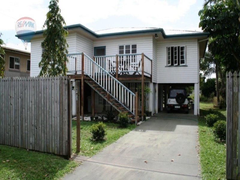 58 Collinson Street, Westcourt QLD 4870