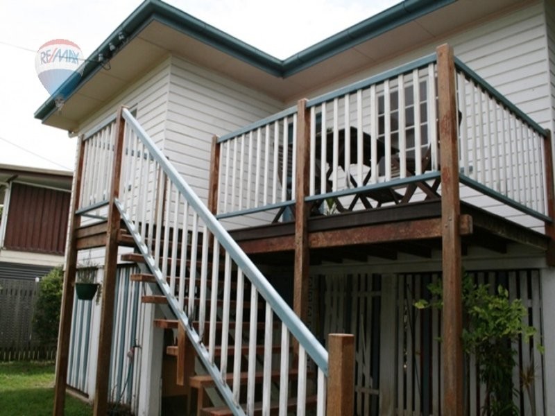 58 Collinson Street, Westcourt QLD 4870