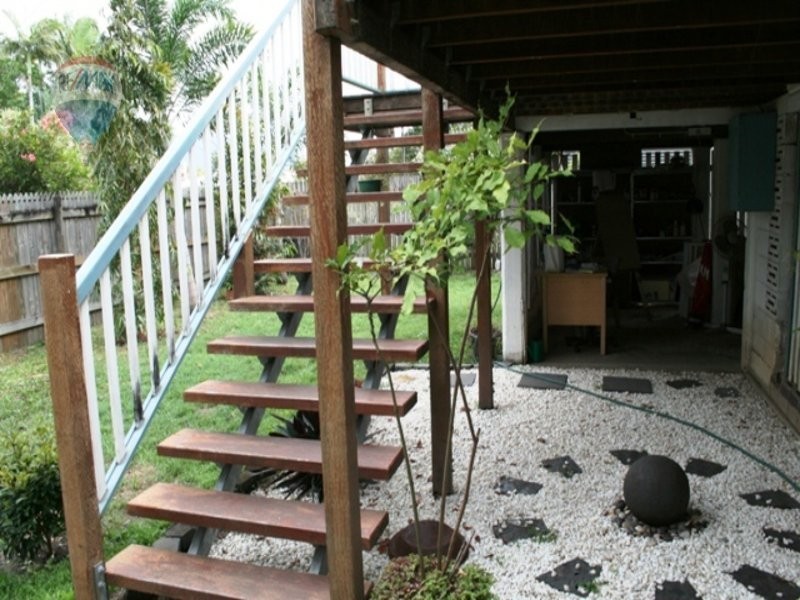 58 Collinson Street, Westcourt QLD 4870