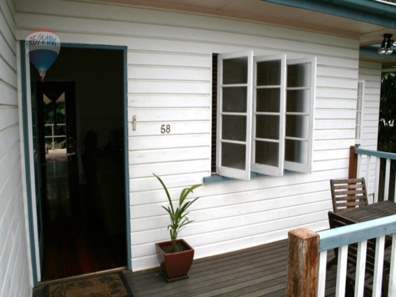 58 Collinson Street, Westcourt QLD 4870