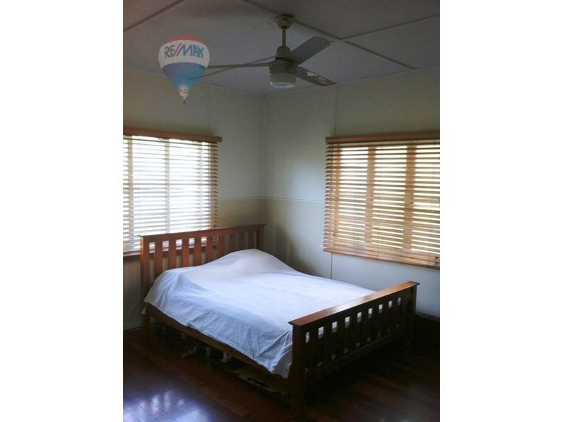 58 Collinson Street, Westcourt QLD 4870