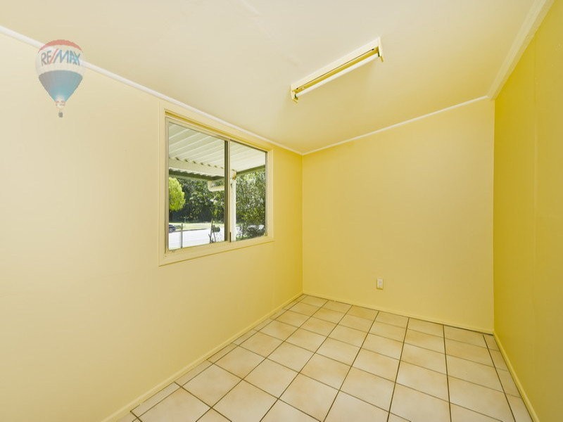 107 Machans Beach Road, Machans Beach QLD 4878