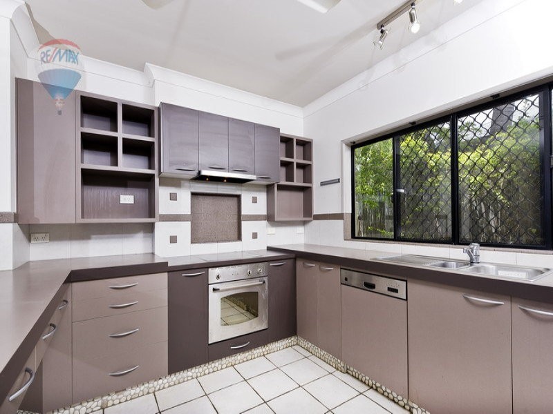 11 Warana Close, Kewarra Beach QLD 4879