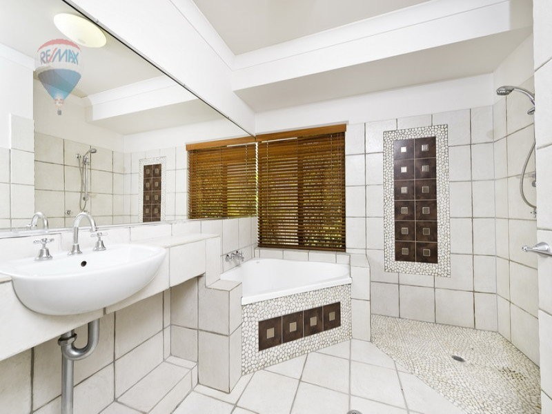 11 Warana Close, Kewarra Beach QLD 4879