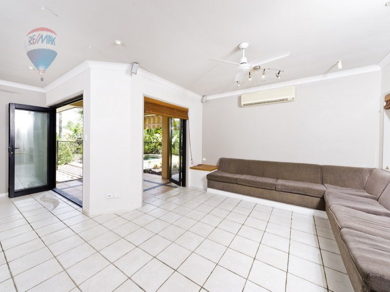 11 Warana Close, Kewarra Beach QLD 4879