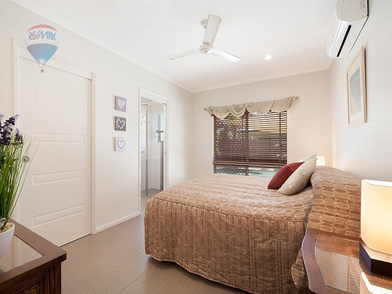 12 Hetherton Street, Smithfield QLD 4878