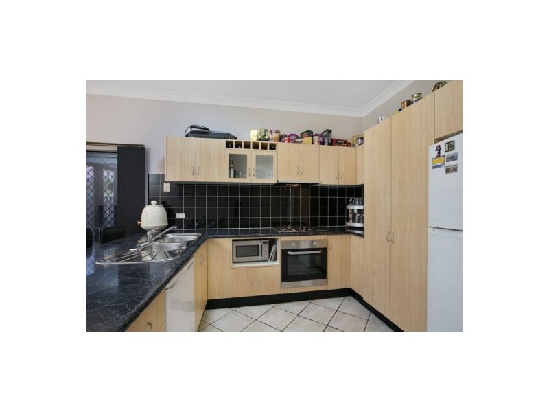 11 Sherwood Close, Brinsmead QLD 4870