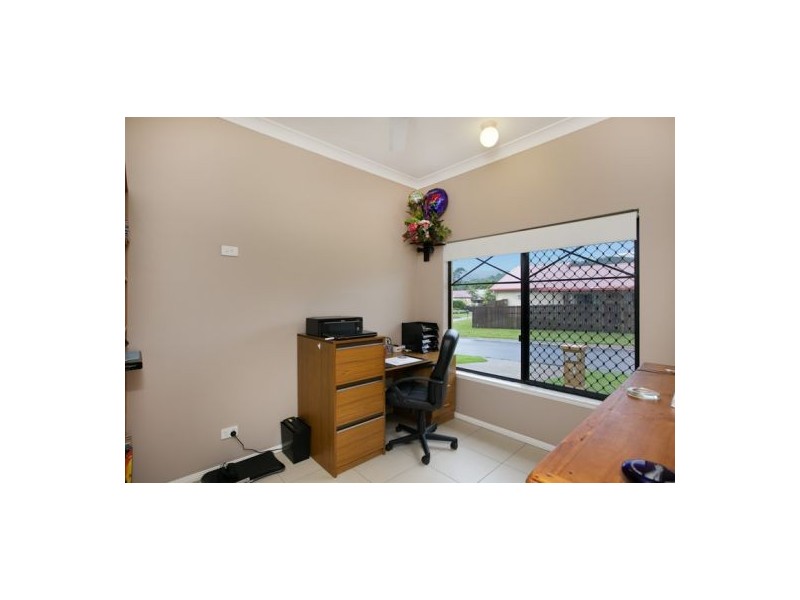 11 Sherwood Close, Brinsmead QLD 4870