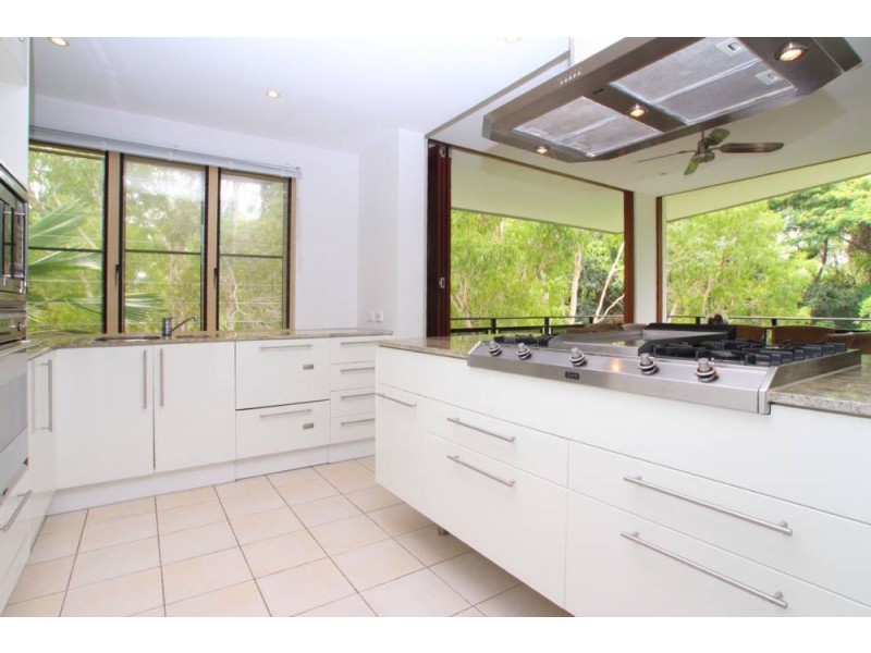 20/6 Cedar Road, Palm Cove QLD 4879