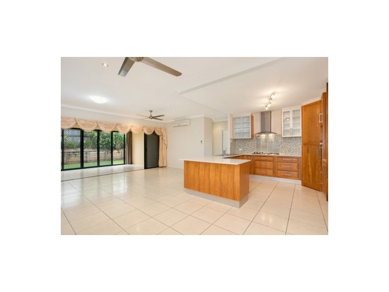 7 Alderman Street, Mount Sheridan QLD 4868