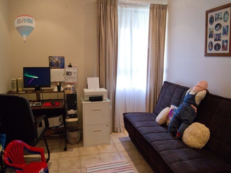 100/72 Kowinka Street, White Rock QLD 4868