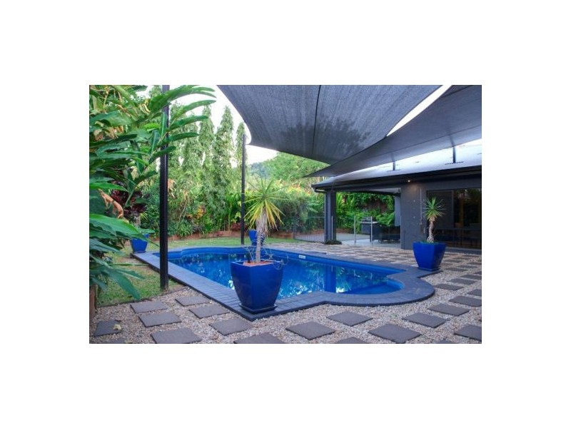 3 Tanjong Close, Kewarra Beach QLD 4879