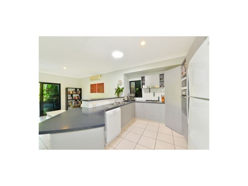 3 Tanjong Close, Kewarra Beach QLD 4879