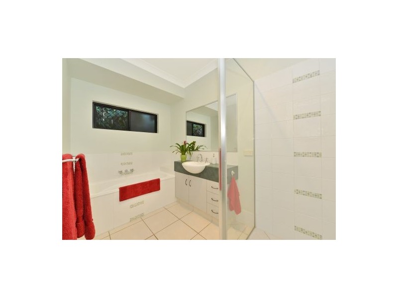 3 Tanjong Close, Kewarra Beach QLD 4879