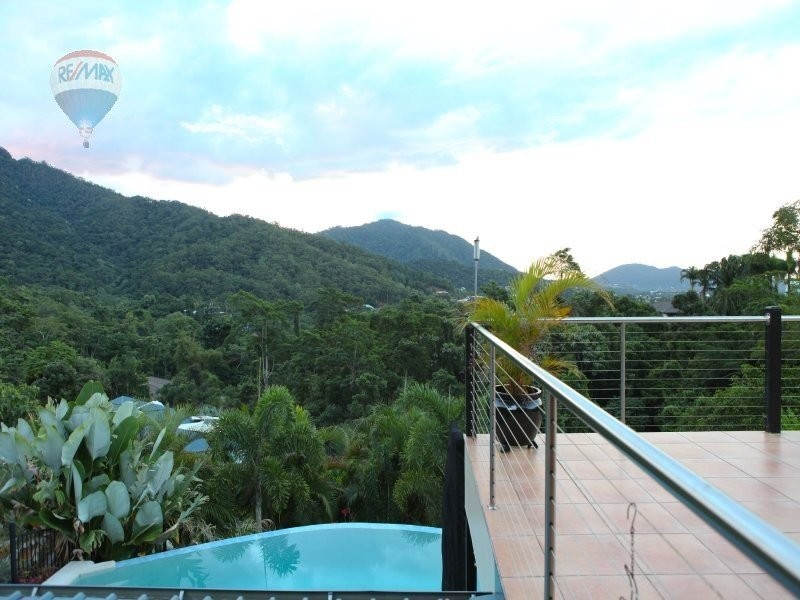 3 Osprey Close, Bayview Heights QLD 4868