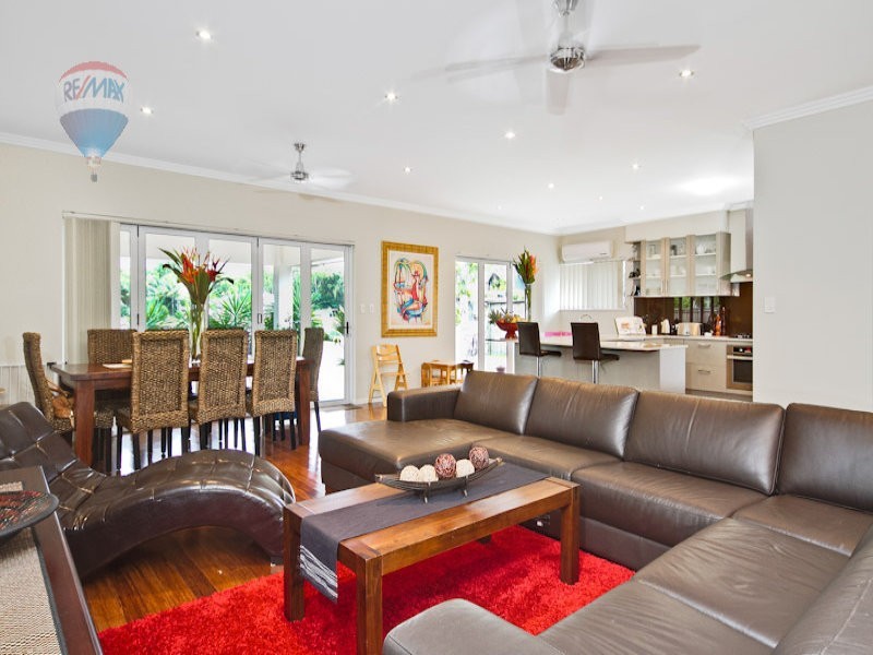 2/22 Trinity Beach Road, Trinity Beach QLD 4879