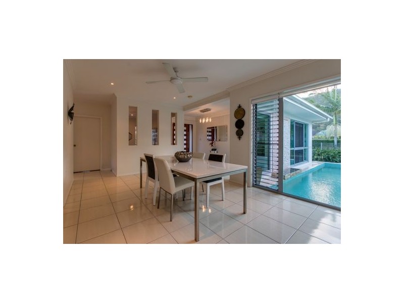 6 Bushlark Place, Smithfield QLD 4878