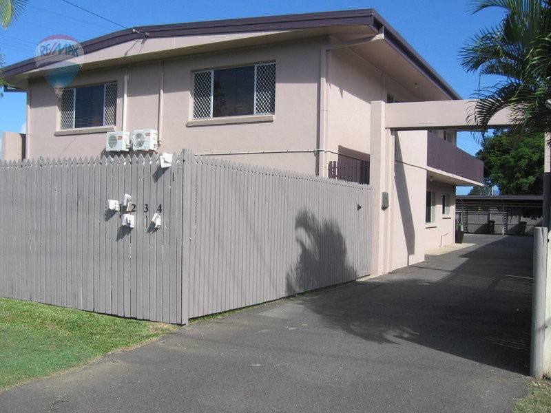 3/1 Sandown Close, Woree QLD 4868
