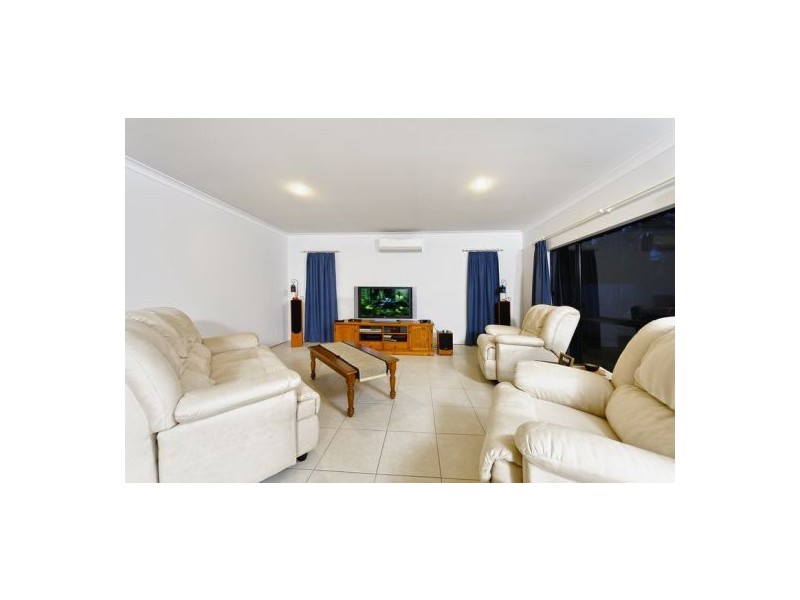 12 Milko Close, Brinsmead QLD 4870