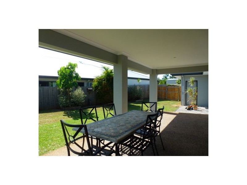 12 Milko Close, Brinsmead QLD 4870