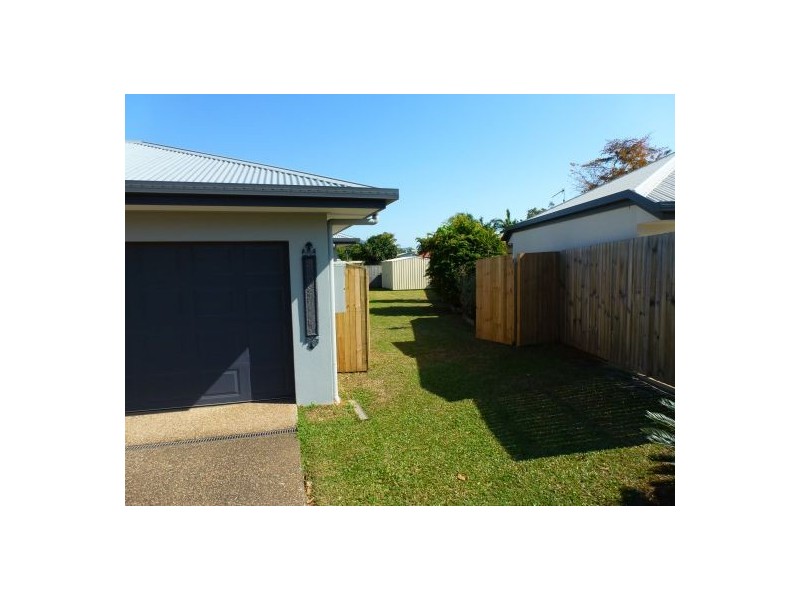 12 Milko Close, Brinsmead QLD 4870