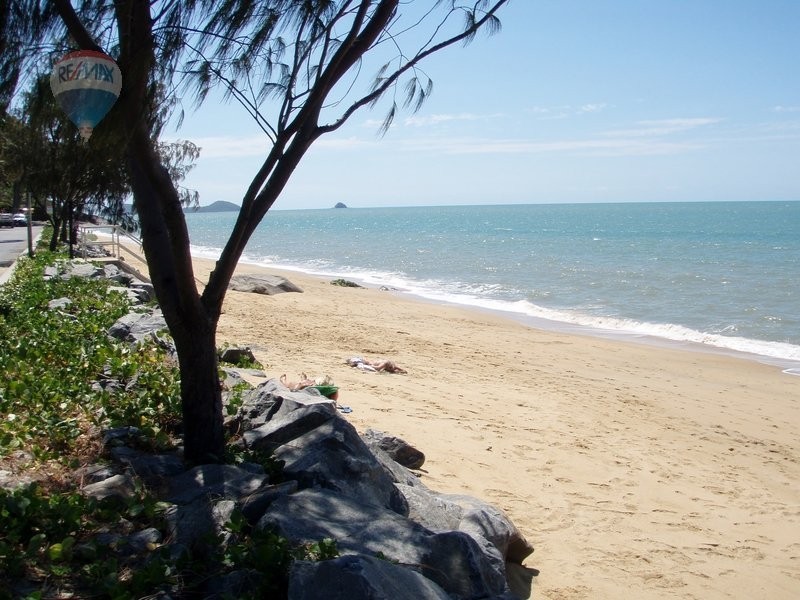 204/89-91 Vasey Esplanade, Trinity Beach QLD 4879