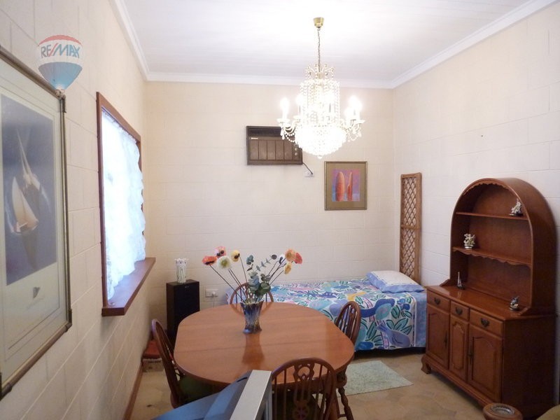 16 Giangurra Esplanade, East Trinity QLD 4871