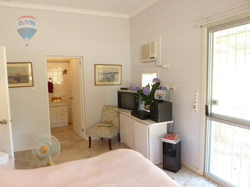 16 Giangurra Esplanade, East Trinity QLD 4871