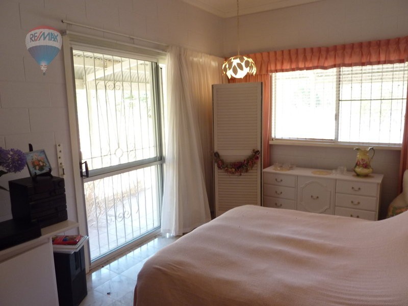 16 Giangurra Esplanade, East Trinity QLD 4871