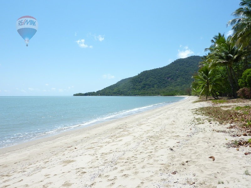 16 Giangurra Esplanade, East Trinity QLD 4871